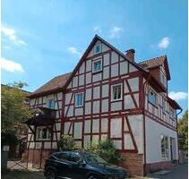 2 Häuser + Gewerbeeinheit zwischen Gießen und Marburg, Fronhausen