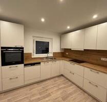 ERSTBEZUG Premium-Sanierung | 3 Zi. EG | High-End SIEMENS EBK inkl. | Top-Lage GUN - Gunzenhausen