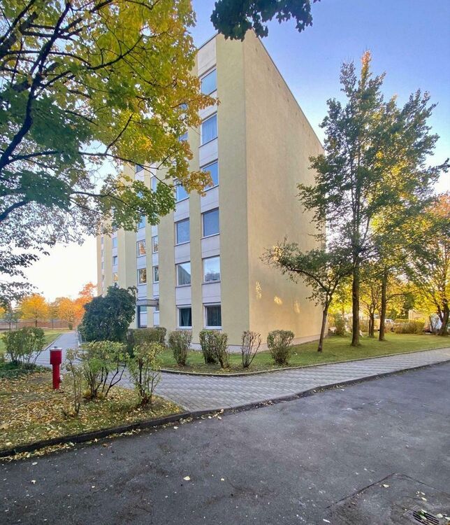 Kapitalanlage: Vermietete 3-Zimmer Wohnung mit Balkon - Planegg