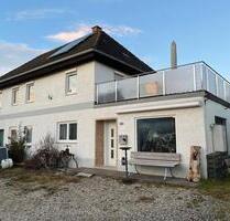 Haus im Ländlichen mit großer Dachterasse - Geisenhausen