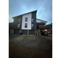 Moderne exklusive Haushälfte in zentraler Lage von Püttlingen