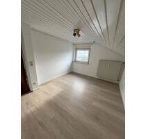 Schöne renovierte 3,5 Zimmer Wohnung in Talheim Statdmitte