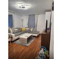 2 Zimmerwohnung mit Balkon Zentrale Lage Ideal für Jung und Alt - Wiesbaden Biebrich