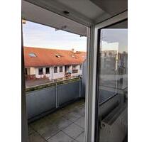 gepflegte 1-Zimmer-Wohnung mit Balkon und EBK in Trossingen - Spaichingen