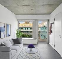 Future Living Now: Stylische 2-Zimmer mit XXL-Loggia im Europaviertel - Berlin Mitte