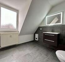 Renovierte 3-Raumwohnung mit Balkon, Garage und Stellplatz zu vermieten - Grimma