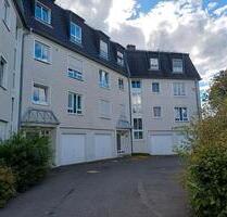 2 Zimmer EG-Wohnung in Rehau mit Terrasse und Garage - Berg