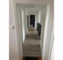 3-Zimmer-Wohnung 80qm Balkon - 750,00 EUR Kaltmiete, ca.  80,00 m² in Eschwege (PLZ: 37269)