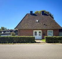 Einfamilienhaus Freistehend - 210.000,00 EUR Kaufpreis, ca.  110,00 m² in Lütjenburg (PLZ: 24321)