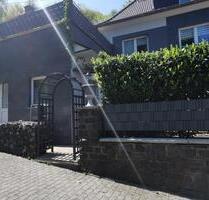 MASSIVBAUWEISE STADTHAUS m.DREI WOHNEINHEITEN IN IDAR !!!!!!!!!! - Idar-Oberstein