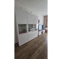 Only Girls Room in Apartment , keine jobcentre - Hamburg Harburg