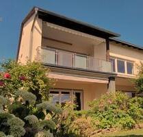 Großzügiges Einfamilienhaus mit ELW in FZ-Geismar o. Makler - Fritzlar