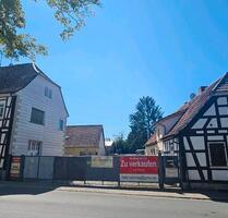 Grundstück mit Wohnhäusern, Garagen, Werkstatt und Nebengebäuden - Langen (Hessen)