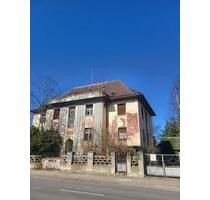 Alte Villa - 80.000,00 EUR Kaufpreis, ca.  400,00 m² in Kalbe (Milde) (PLZ: 39624)