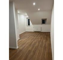 2-Zimmer-Dachgeschosswohnung mit Terrasse im Herzen von Andernach