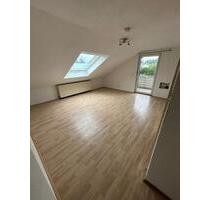 Wohnung zu vermieten - 1.350,00 EUR Kaltmiete, in Estenfeld (PLZ: 97230)