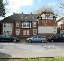 Großzügige Familienwohnung in schöner Lage! Einzugsbereit neu renoviert für Sie ! - Bochum Querenburg