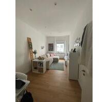 Top sanierte 2-Zimmer-Altbauwohnung im Herzen der Stadt - Solingen Mitte