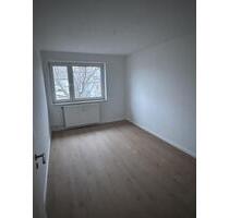 Ihr neues Zuhause - frisch renovierte 2 & 3 Zimmer Wohnungen mit Balkon - Eisenberg (Pfalz)