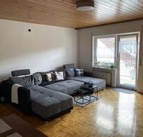 Naumburg 2 ZKB 107qm, Balkon, frisch renoviert, Stellplatz, ruhig