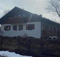 2-Zimmer Eigentumswohnung - 285.000,00 EUR Kaufpreis, ca.  64,00 m² in Traunstein (PLZ: 83278)