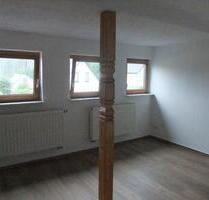 Schöne Dachgeschoßwohnung - 325,00 EUR Kaltmiete, ca.  50,70 m² in Rodewisch (PLZ: 08228)