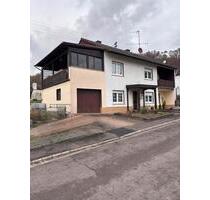 Einfamilienhaus modernisiert, Massiv - Bergen