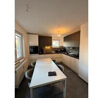 Modernisierte 2 Zimmer EG-Wohnung mit EBK, Terrasse und Garten - Göppingen Bruckwasen