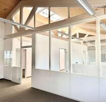 Lichtdurchflutetes, modernes & Büro mit Glas & Holz in Meßkirch - Pößneck