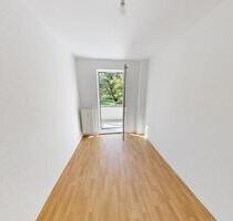 3-Raum-Wohnung mit Einbauküche und Balkon - Chemnitz Bernsdorf