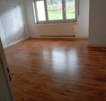 4 Zimmer Küche Bad EG schöne Wohnung - Zierenberg