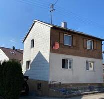 Wohnhaus mit 2 Wohneinheiten u. Scheunenanbau in Dornhan-Weiden