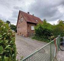 Ein - bis Zweifamilienhaus plus nebenliegendes Baugrundstück - Wathlingen