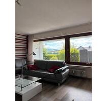 Gepflegte 4-Zimmer-Wohnung mit Terrasse, Holzofen und Garage - Schmallenberg