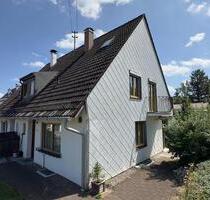 Doppelhaushälfte Waldram: Eckgrundstück, Baurecht für Erweiterung - Wolfratshausen