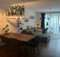 Neuwertige, helle 3-Zimmer-Wohnung mit großem Balkon und TG - Sontheim an der Brenz