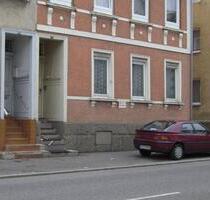 2 Zimmer Wohnung ca 60 mit Eigenem Garten Stadtmitte z.renovieren - Tuttlingen