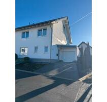 Doppelhaushälfte in Arloff - 599.000,00&nbsp;EUR Kaufpreis, ca.&nbsp; 166,00&nbsp;m&sup2; in Bad Münstereifel (PLZ: 53902)