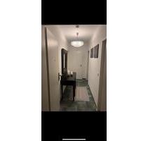 Charmanten 2 Zimmerwohnung mit Balkon und Stellplatz - Düsseldorf Stadtbezirk 6