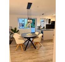 Wohnung Düsseldorf + separate EG Fläche + Garten Garage