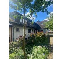 Siedlungshaus Doppelhaushälfte mit großem Garten - Krefeld Benrad