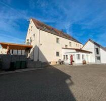 Kernsaniertes Mehrfamilienhaus mit 6 Wohneinheiten - Lehrberg