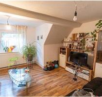 Hübsche Dachgeschosswohnung zur Vermietung – Halbdachgeschoss - Alfeld (Leine)
