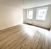 Helle, frisch renovierte Wohnung - Essen Stadtbezirk III