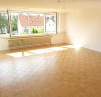Großzügige 2-Zimmer-Wohnung mit Balkon, Parkett und Einbauküche - Osnabrück Fledder