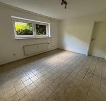 Helle, 2 Zimmer Souterrain Wohnung ab sofort frei - Isenbüttel