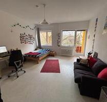 Berlin Mitte Moabit - zentral mit Balkon - helle 1-Zimmer-Wohnung