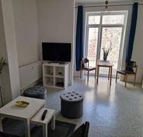 2-Zimmer-Wohnung, 20 Min. zu Tesla, Einbauküche, möbliert und ausgestattet, Energieeffizienz B, große sonnige Terrasse, stufenloser Zugang, separater Eingang - Fürstenwalde (Spree)