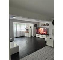 Möbliert & saniert: 2,5-Zi.-Whg. mit großer Terrasse & Garage - Stuttgart Hedelfingen