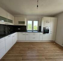 Lichtdurchflutete 3½-Zimmer-Wohnung mit Balkon & neuer Küche - Offenau